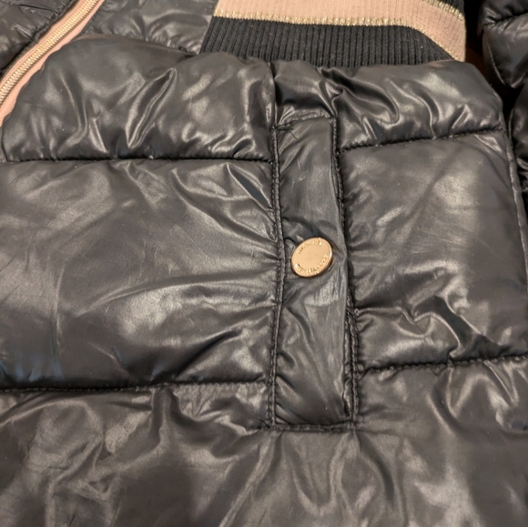 Girl Size 10 - 12 Black Coat - Picture 4 of 7